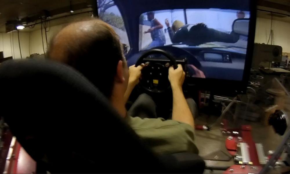 Force Feedback Chair Turns GTA V Into Theme Park Ride