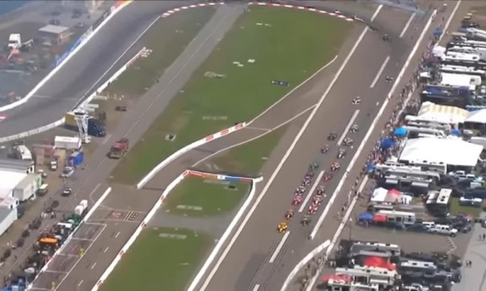 IndyCar Series Streets of St Petersburg Start Huge Crash(0)